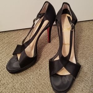 Christian Louboutin satin heals 39.5